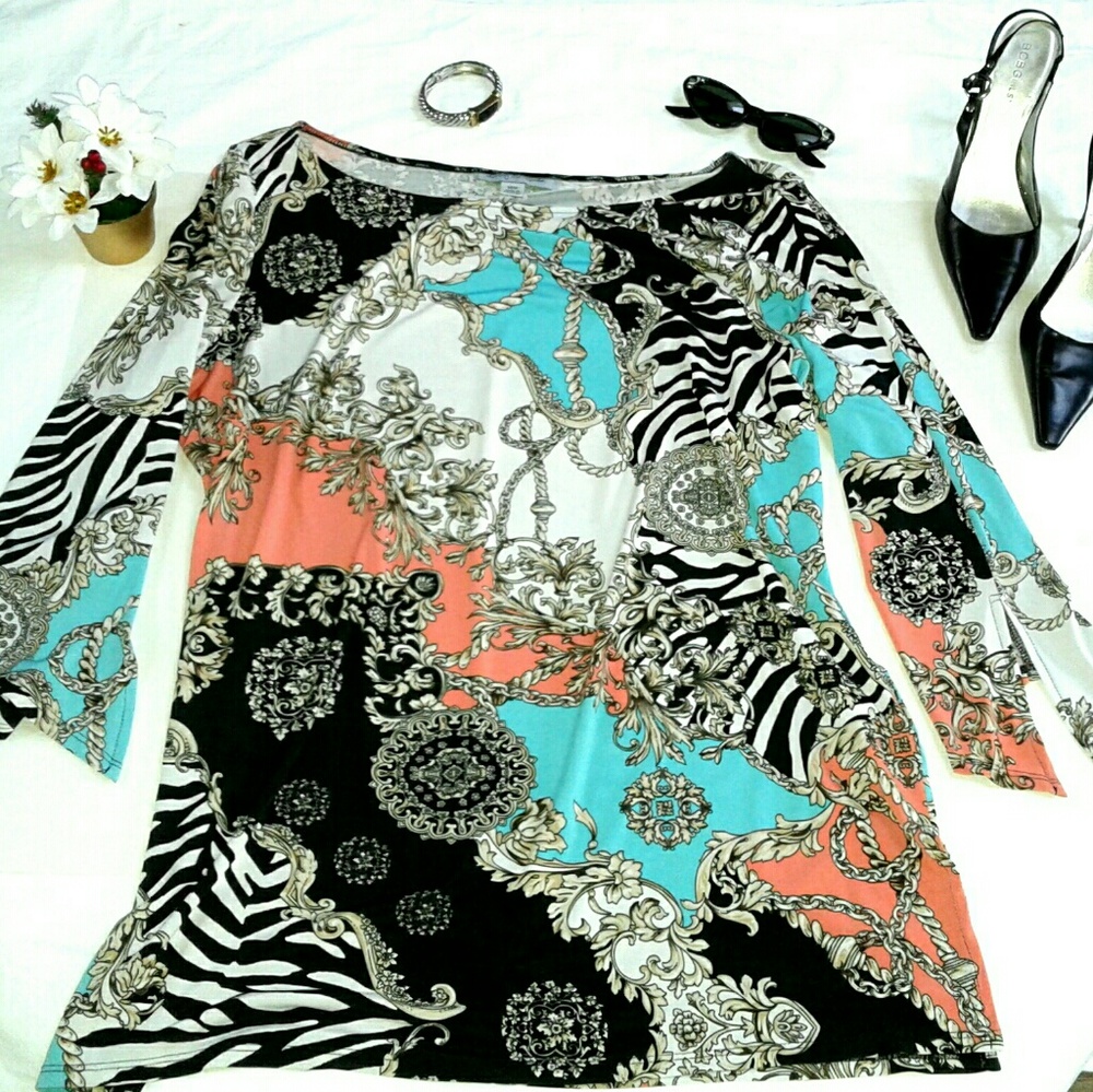 Danny and Nicole beautiful  Tunic 14 W Multi Color